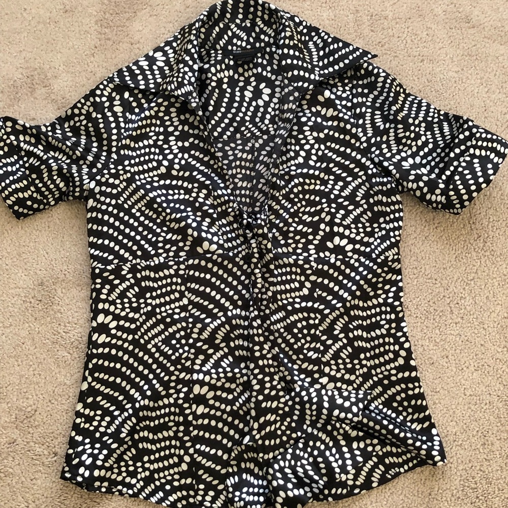 BCBG MAXAZRIA Tie-neck Geometric Blouse